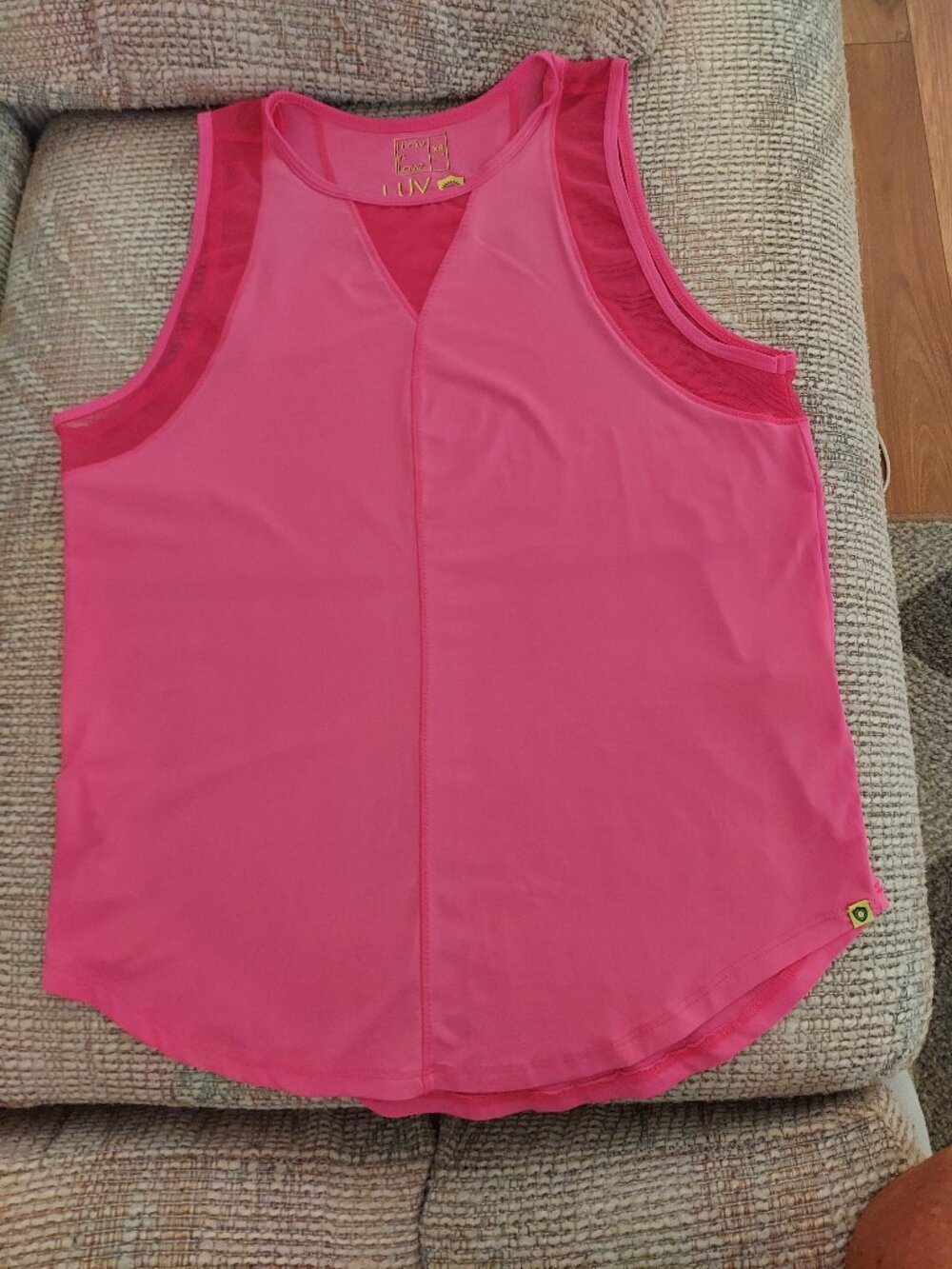 Lucky in Love sport women's top size 4
